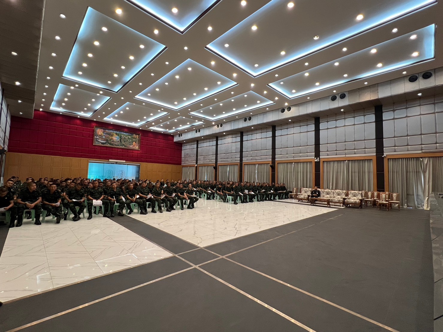 LINE_ALBUM_6267_240206_2