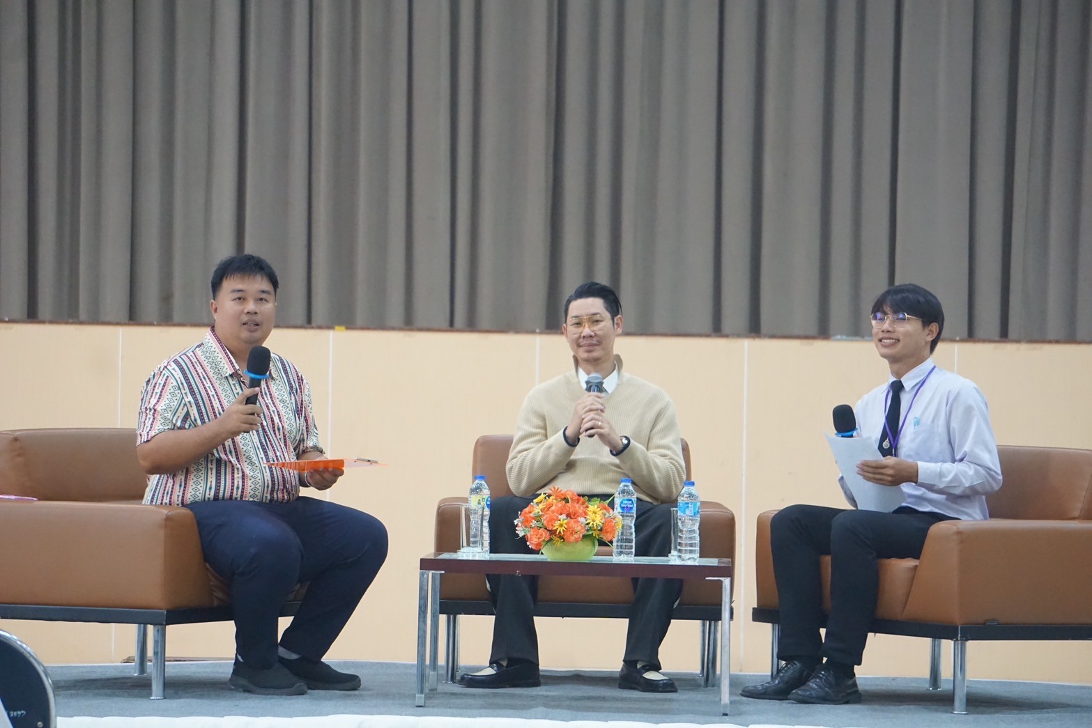 LINE_ALBUM_อบรมคุณธรรม_241219_119