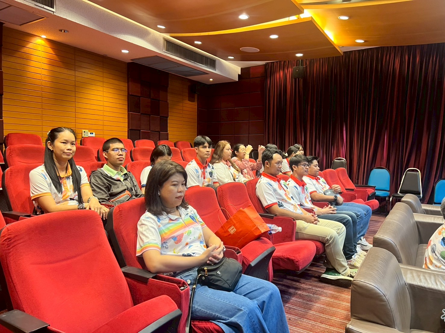 LINE_ALBUM_MBA17_250708_4