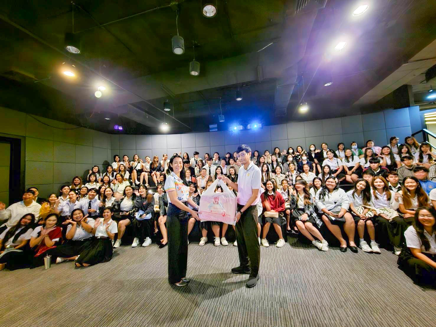 LINE_ALBUM_โรงกษาปณ์_250314_17