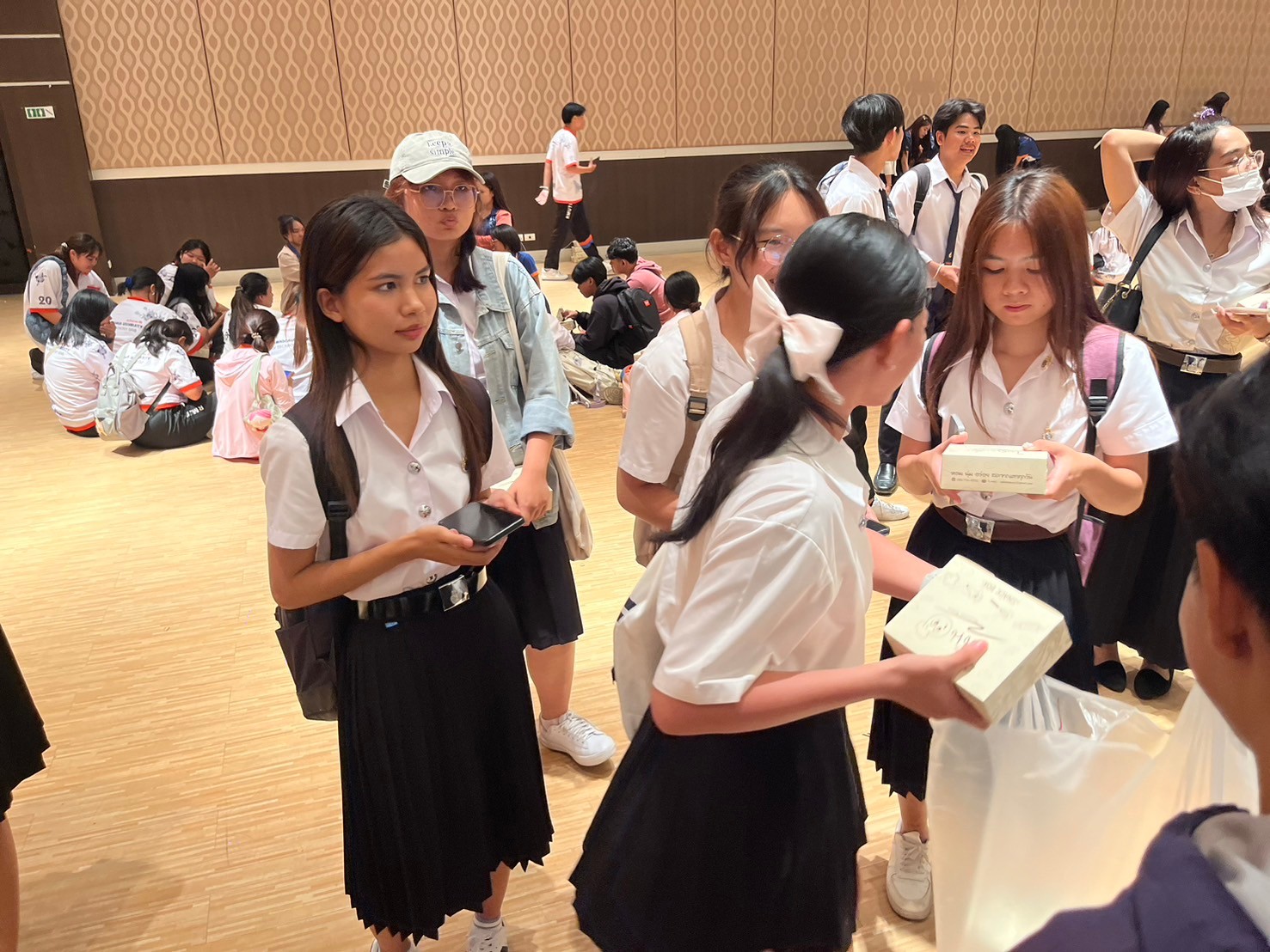 LINE_ALBUM_กิจกรรม120767_240715_56_0